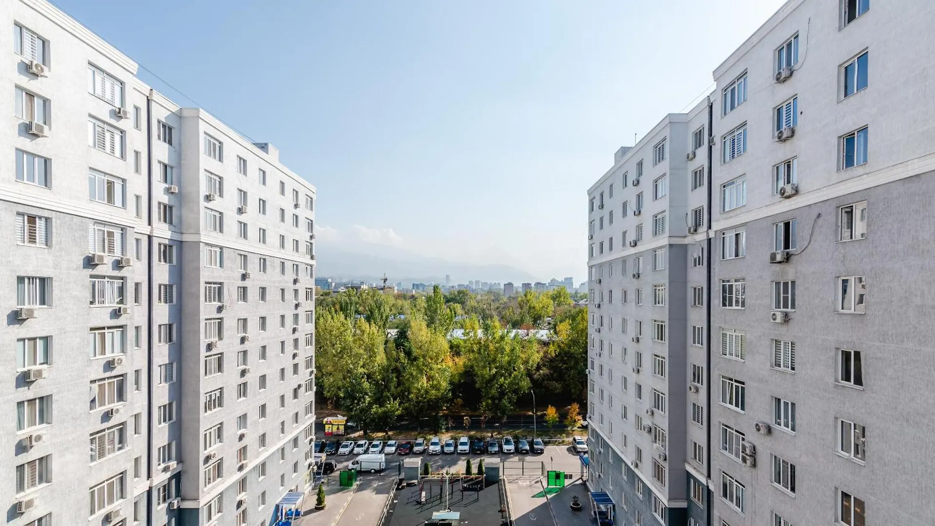 Чувствуйте Себя Как Дома Almaty Apartment