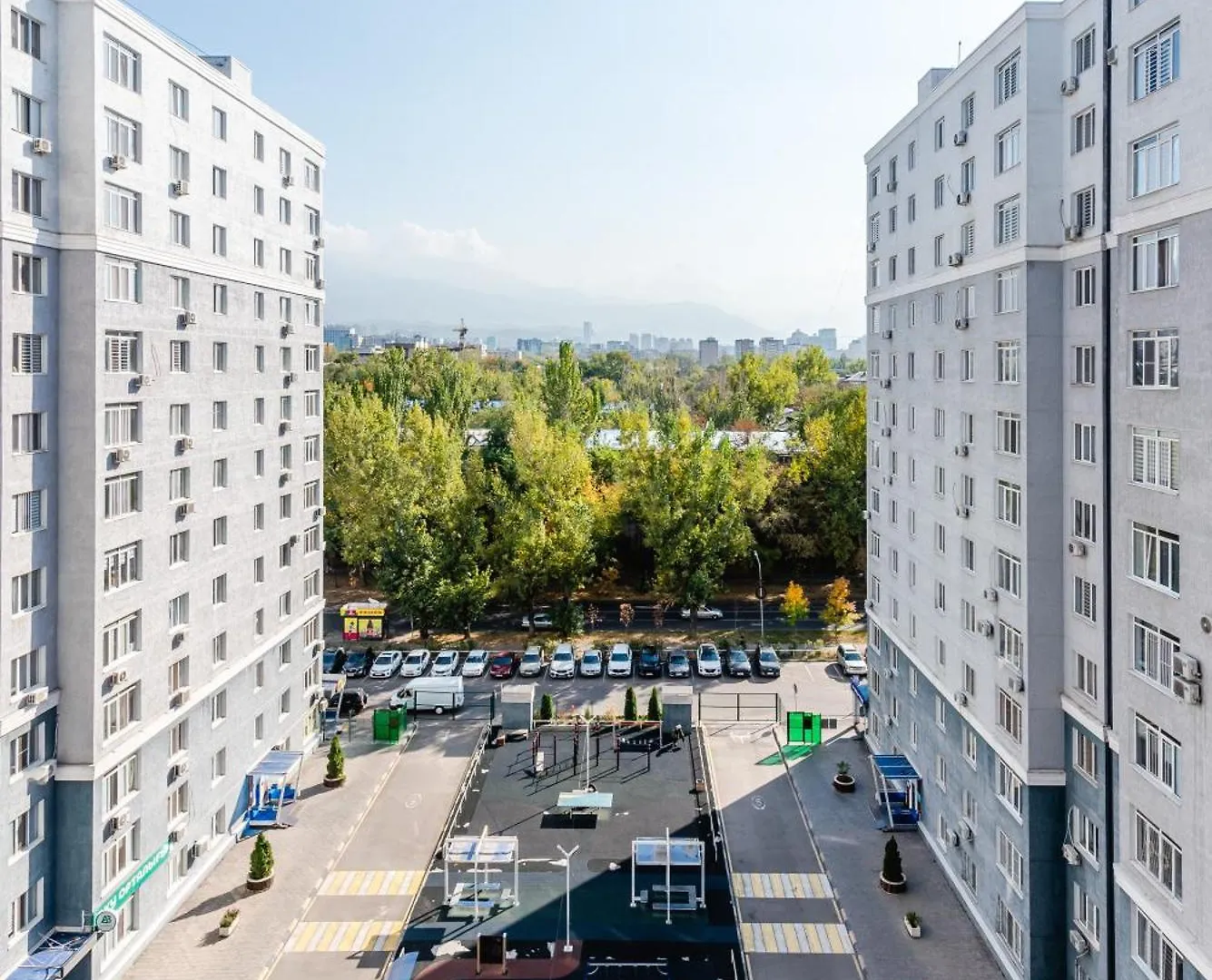 Чувствуйте Себя Как Дома Almaty Apartment